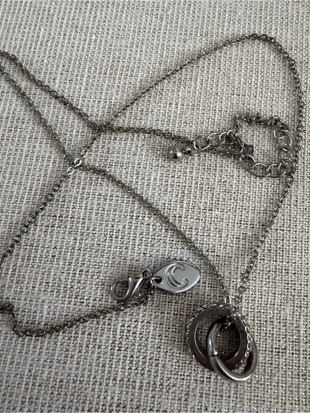 Charming Charlie Interlocking Circle Pendant Necklace - Silver